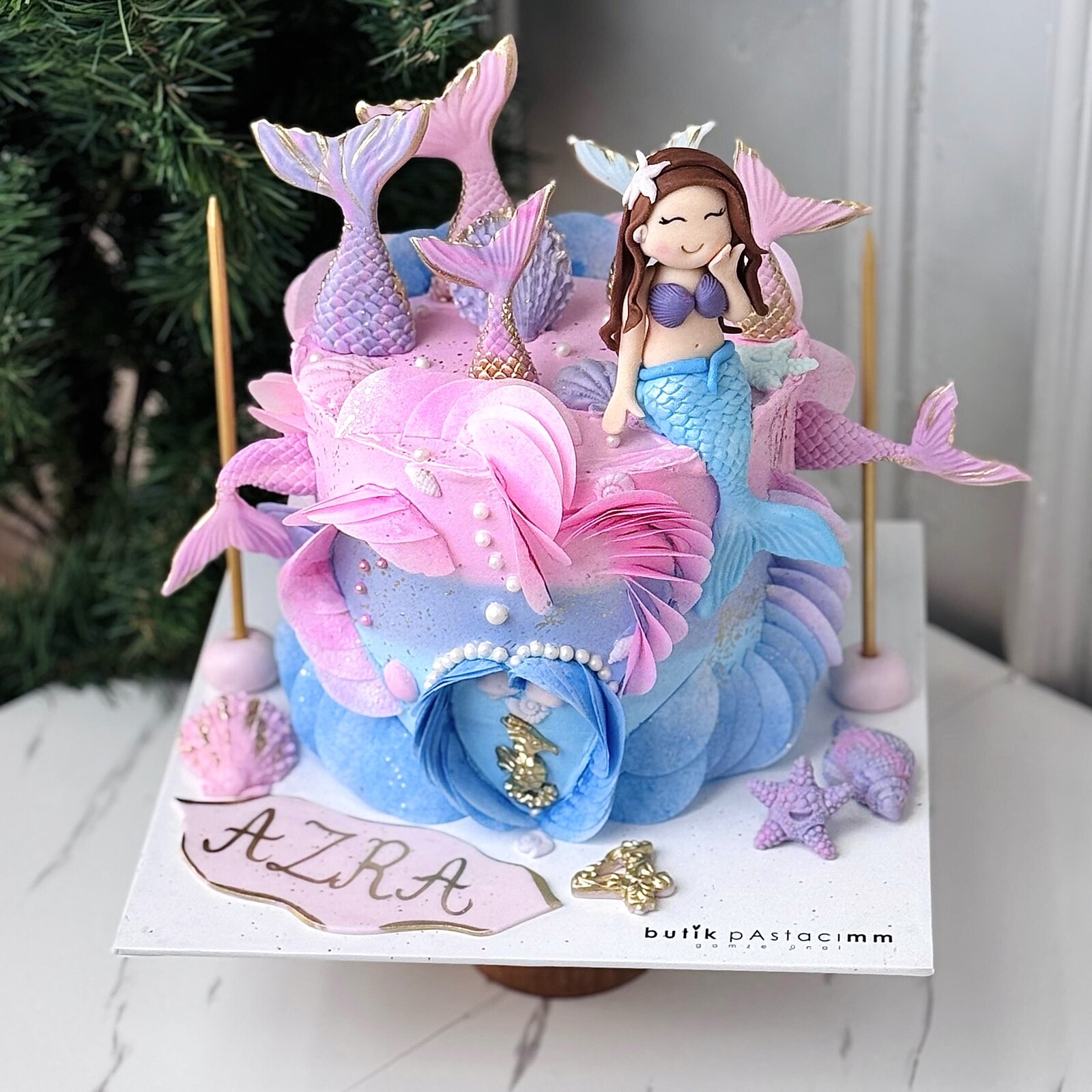 Deniz Kızı Figürlü Çocuk Pastası