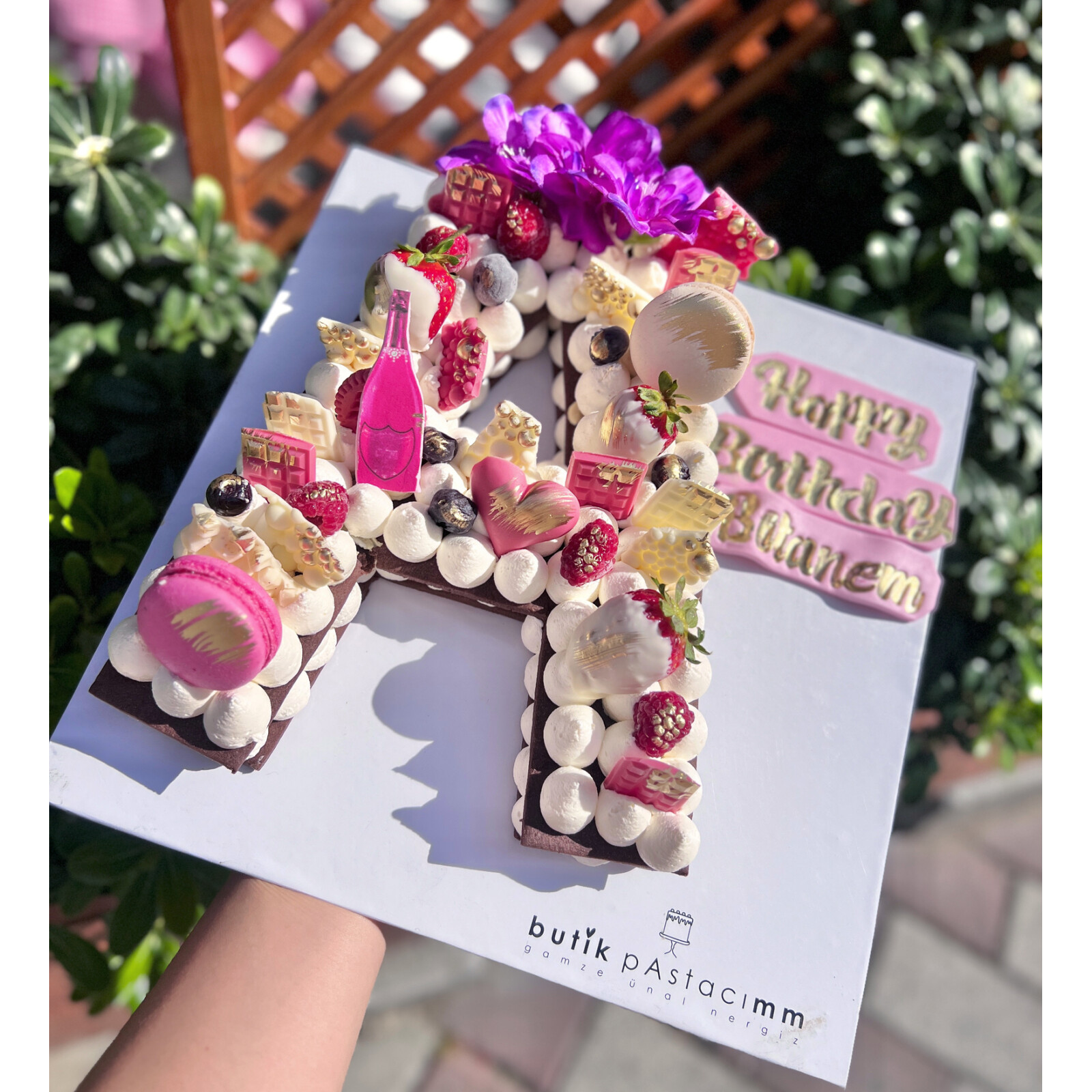 A Harf Kurabiye Pasta