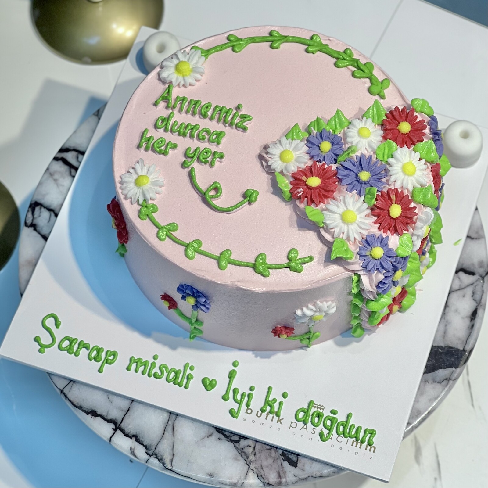 Annemin Dilimi Pastası