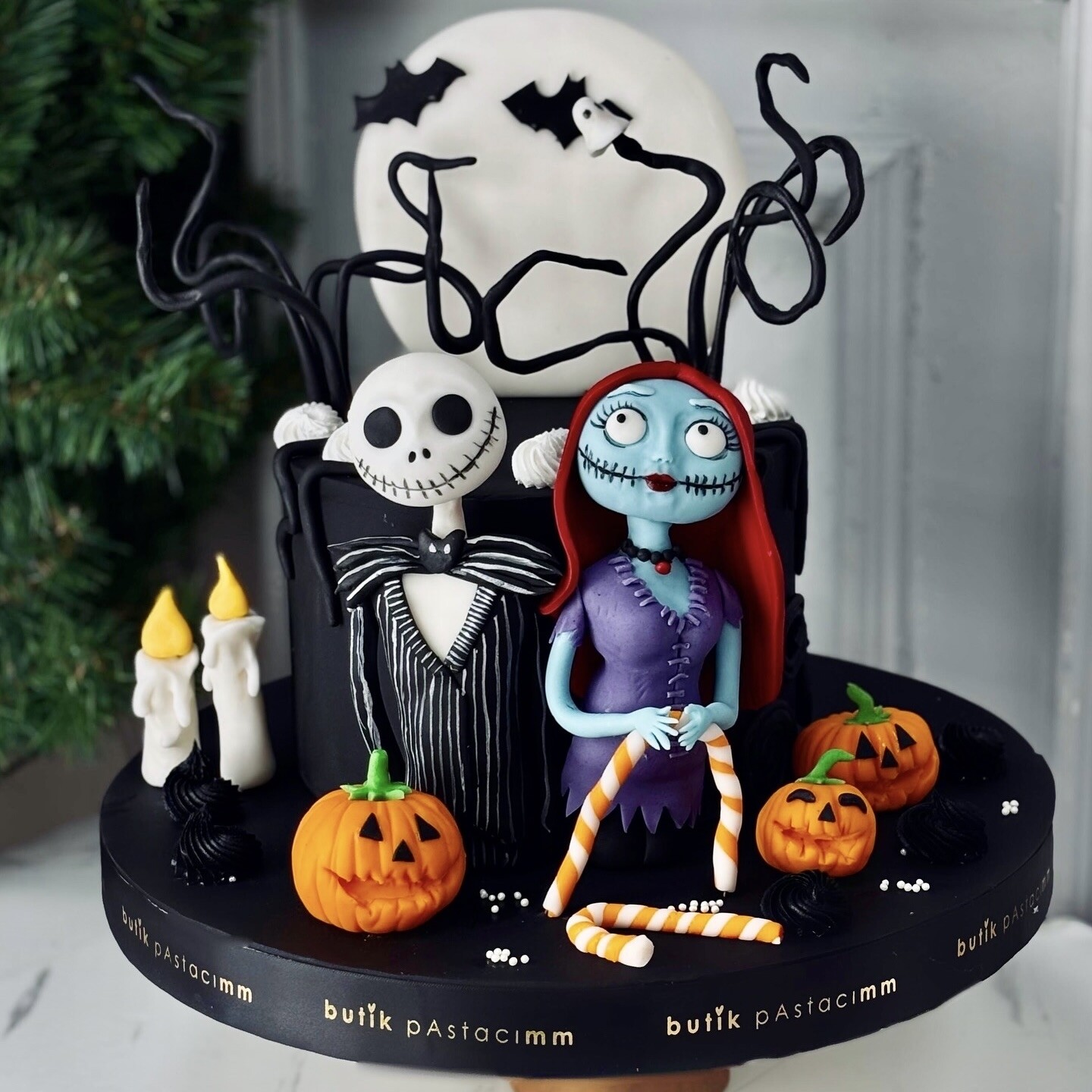 Beetlejuice Cake (Beetlejuice Pasta)
