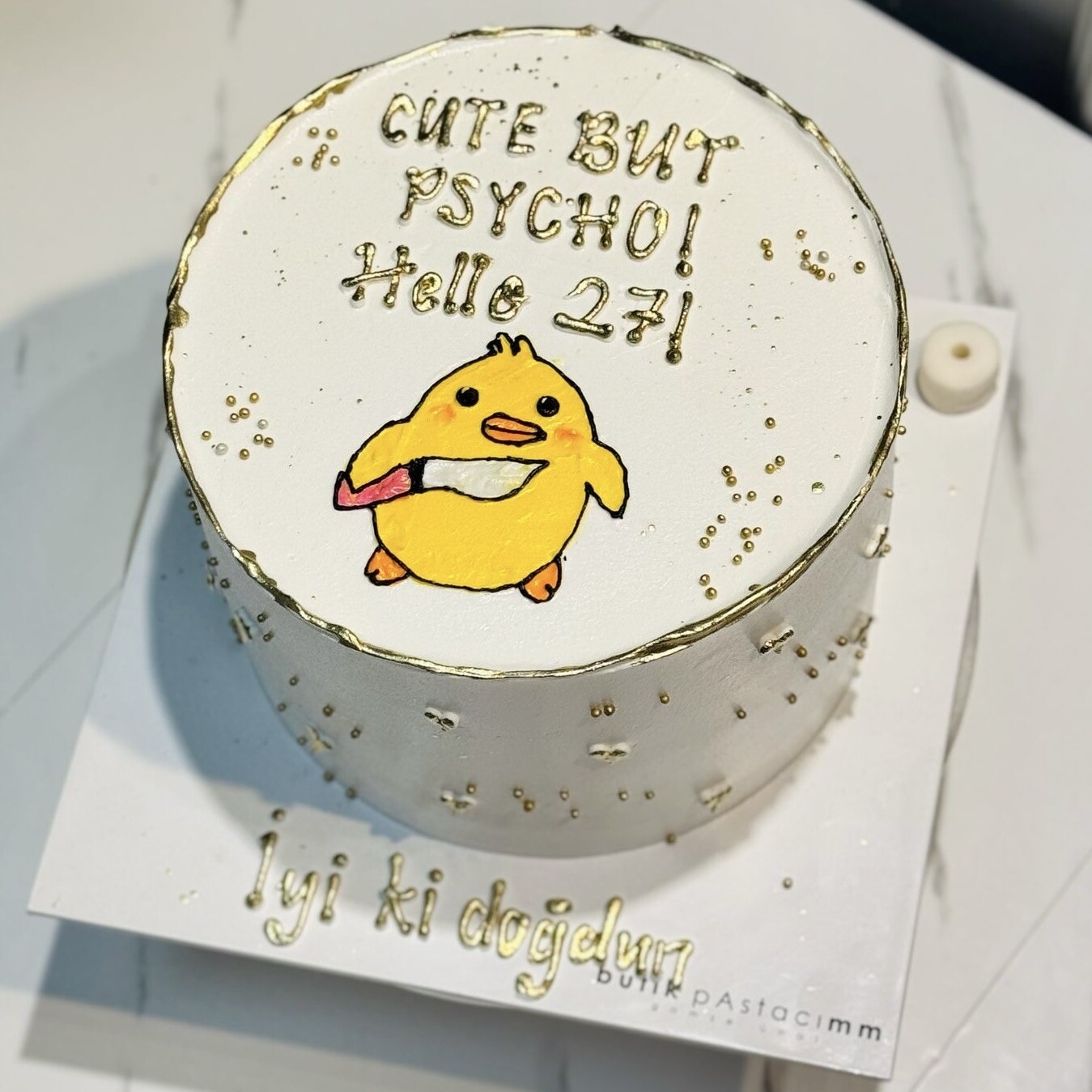 Belalı Civciv Çizimli Pasta