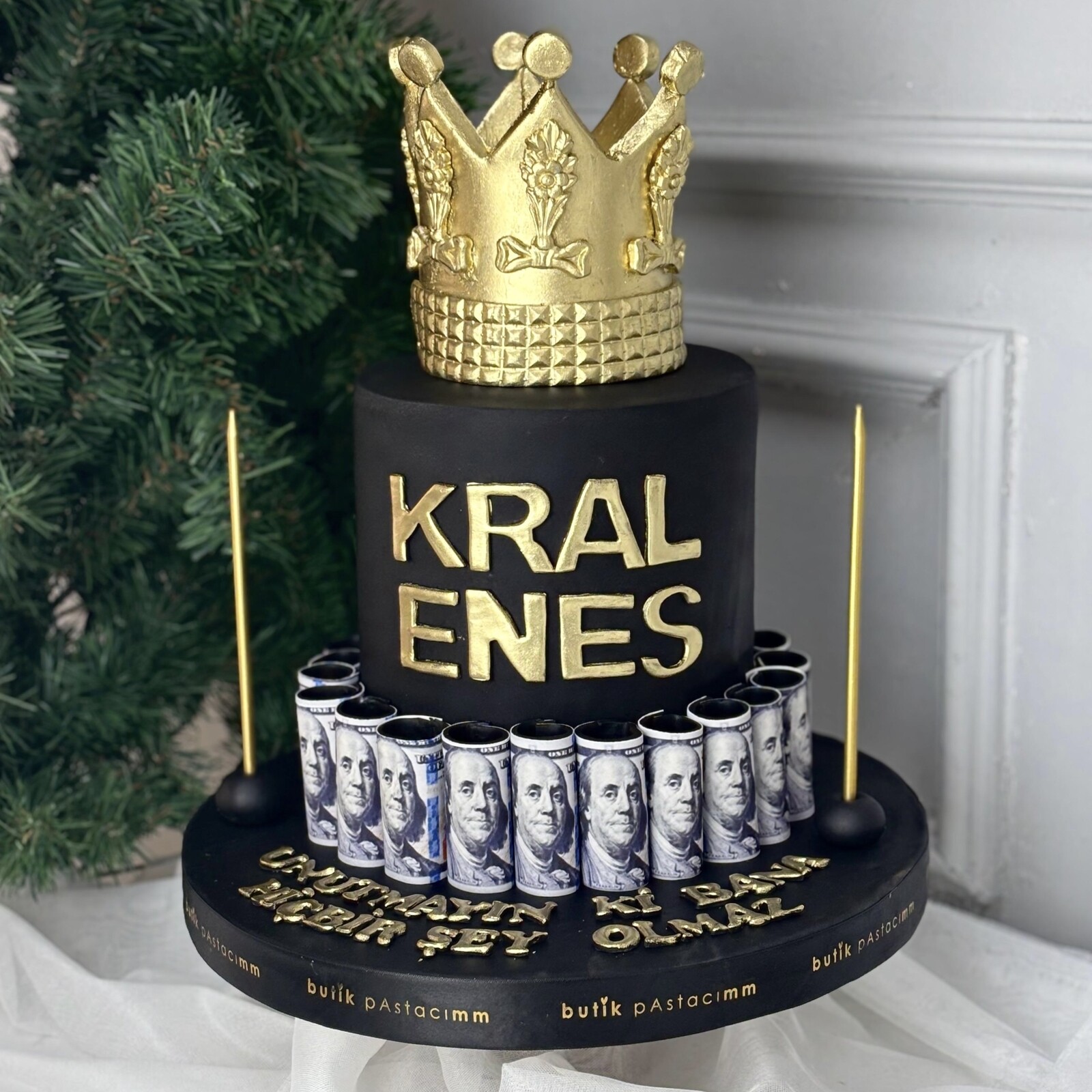 Big Boss Taçlı Pasta