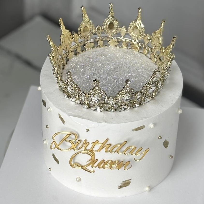 Birthday Queen Taçlı Pasta (Simli Pasta Üfleme)