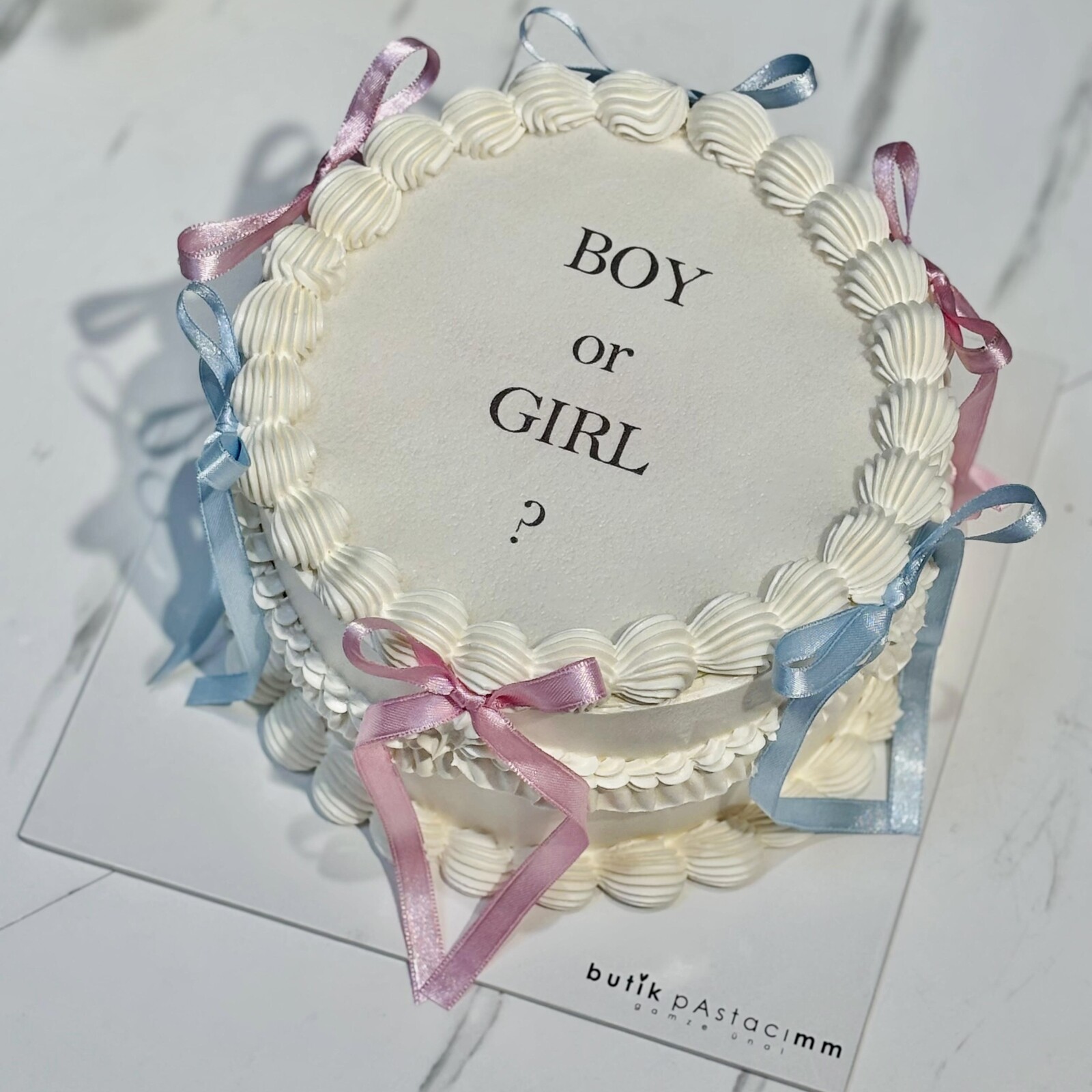 Cinsiyet Belirleme Pastası (Cinsiyet Partisi - Yanınca İçinden Cinsiyet Çıkan Pasta)