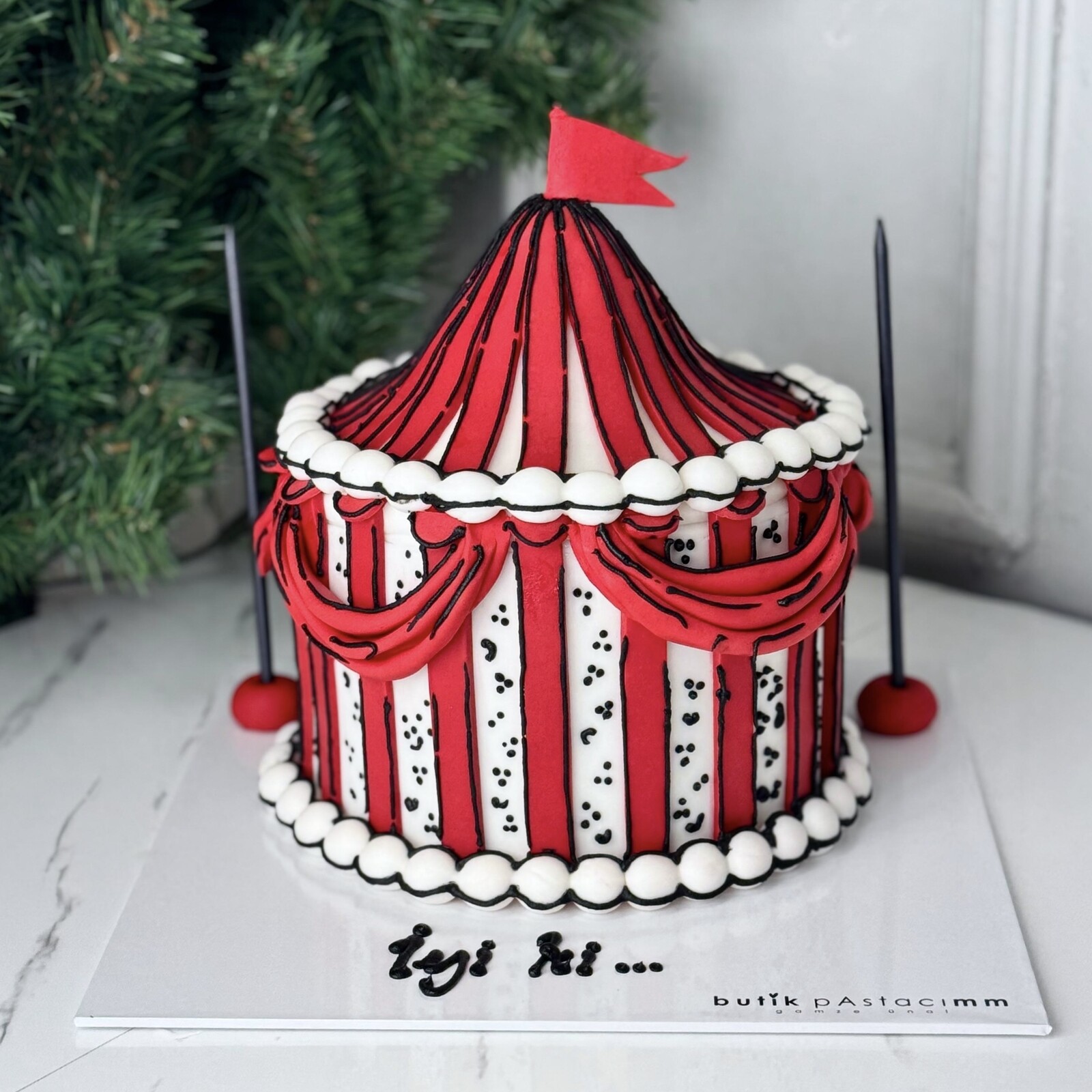 Comic Cake Temalı Karnaval Pasta