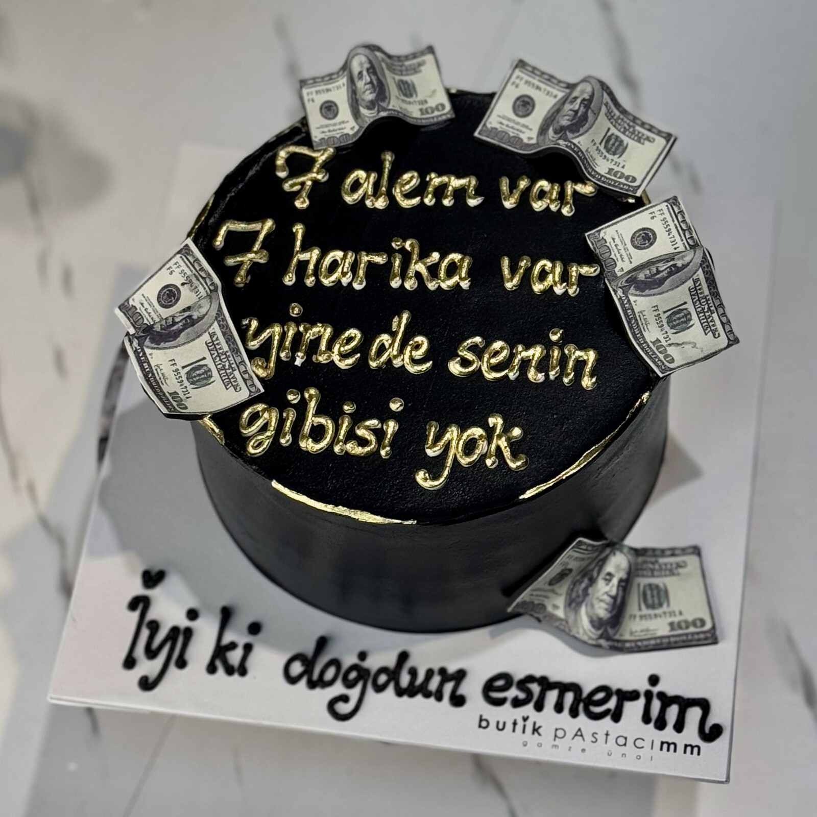 Dolar Detaylı Siyah Yazılı Pasta