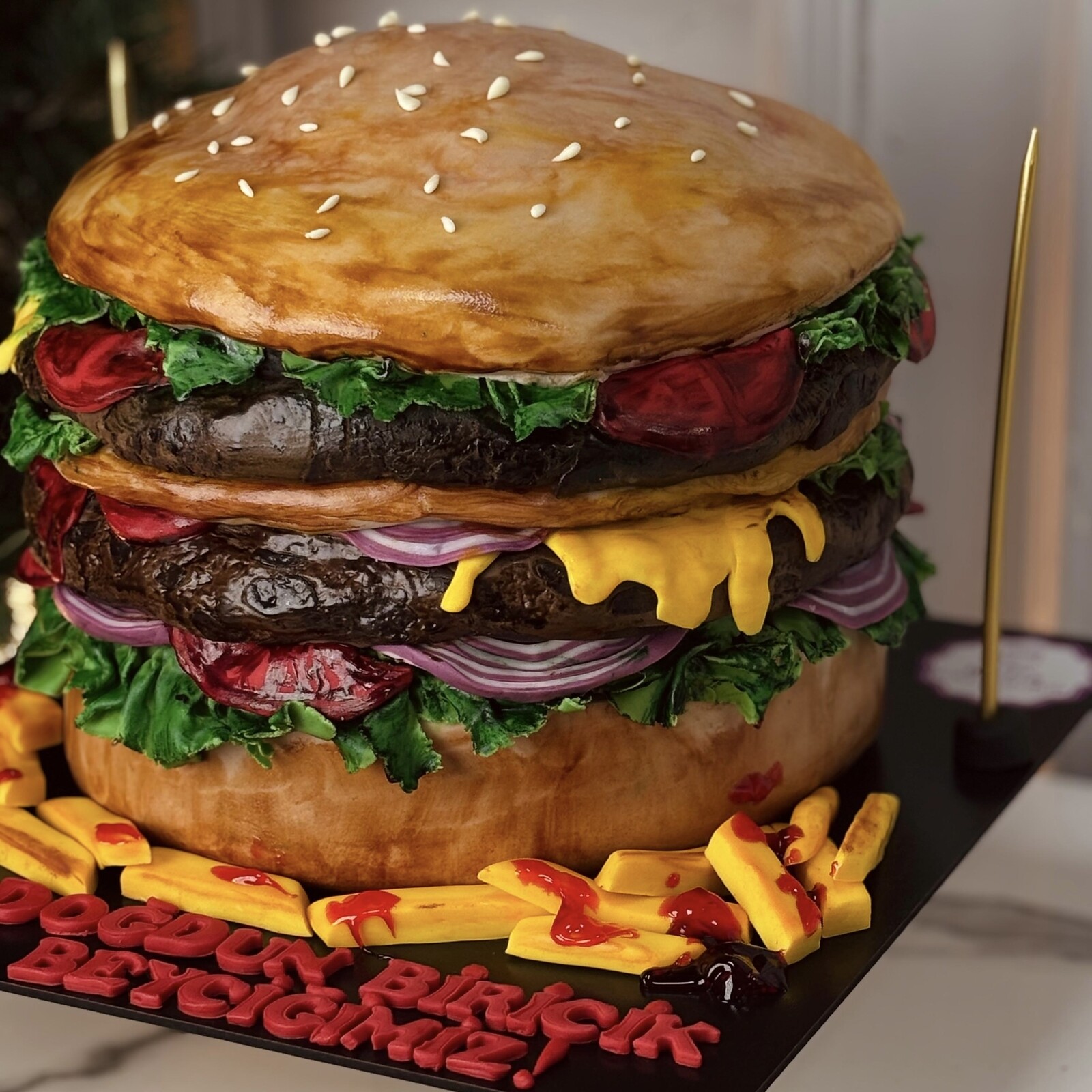 Hamburger Patates Pasta