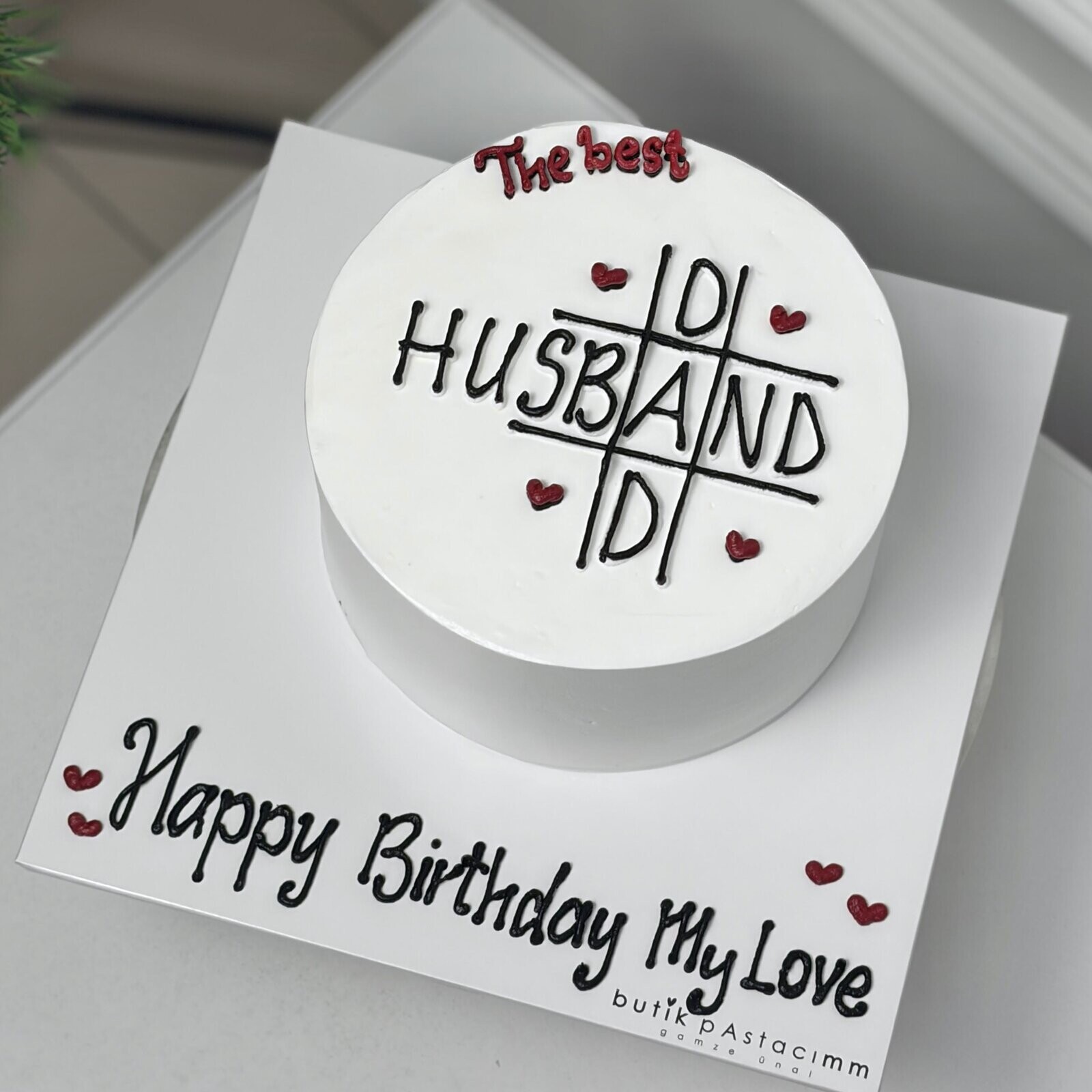 Husband Yazılı Pasta