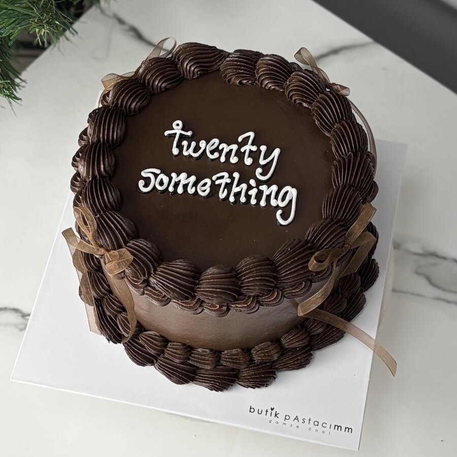 Kahverengi Kurdele Pasta