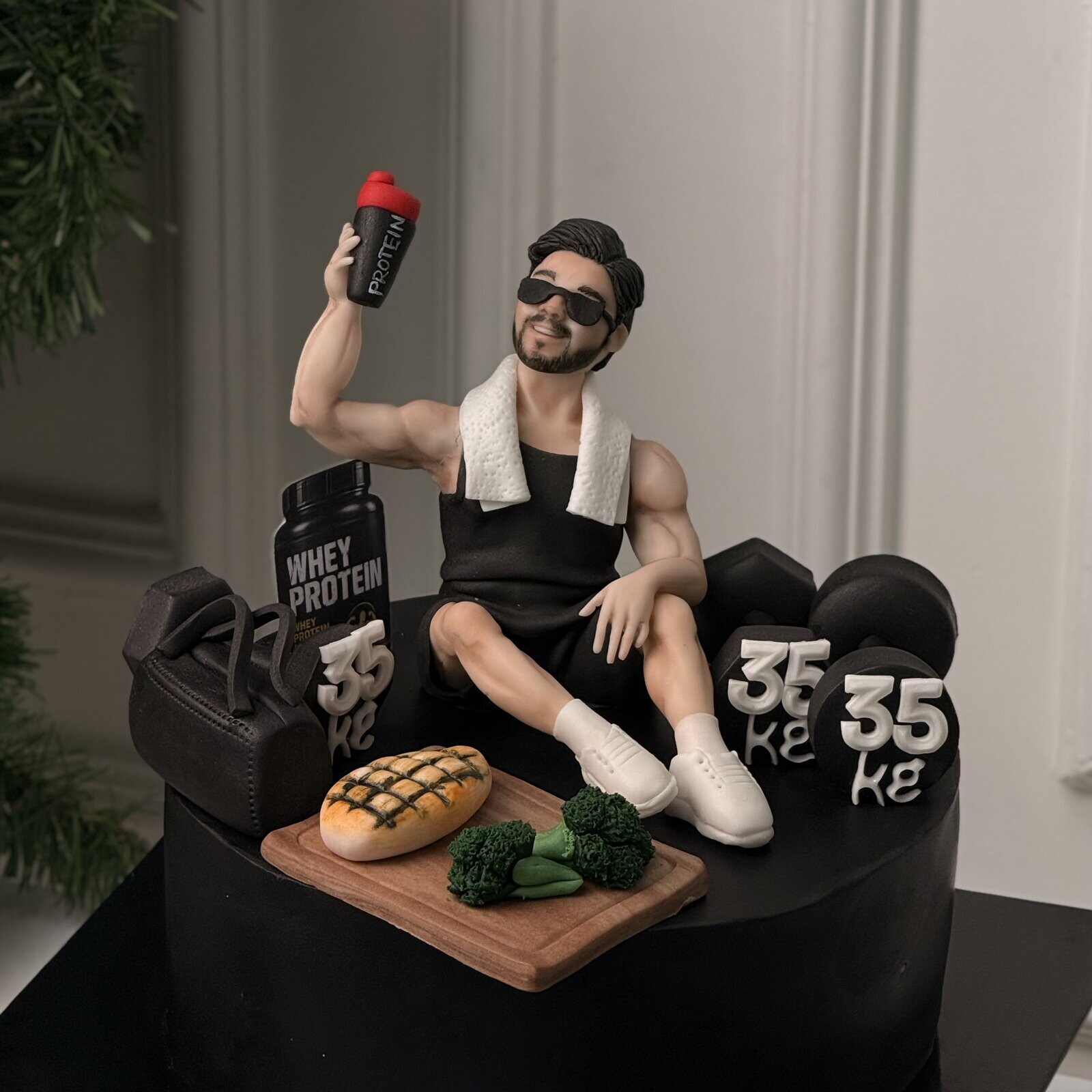 Kişiye Özel Figürlü Sporcu Pastası