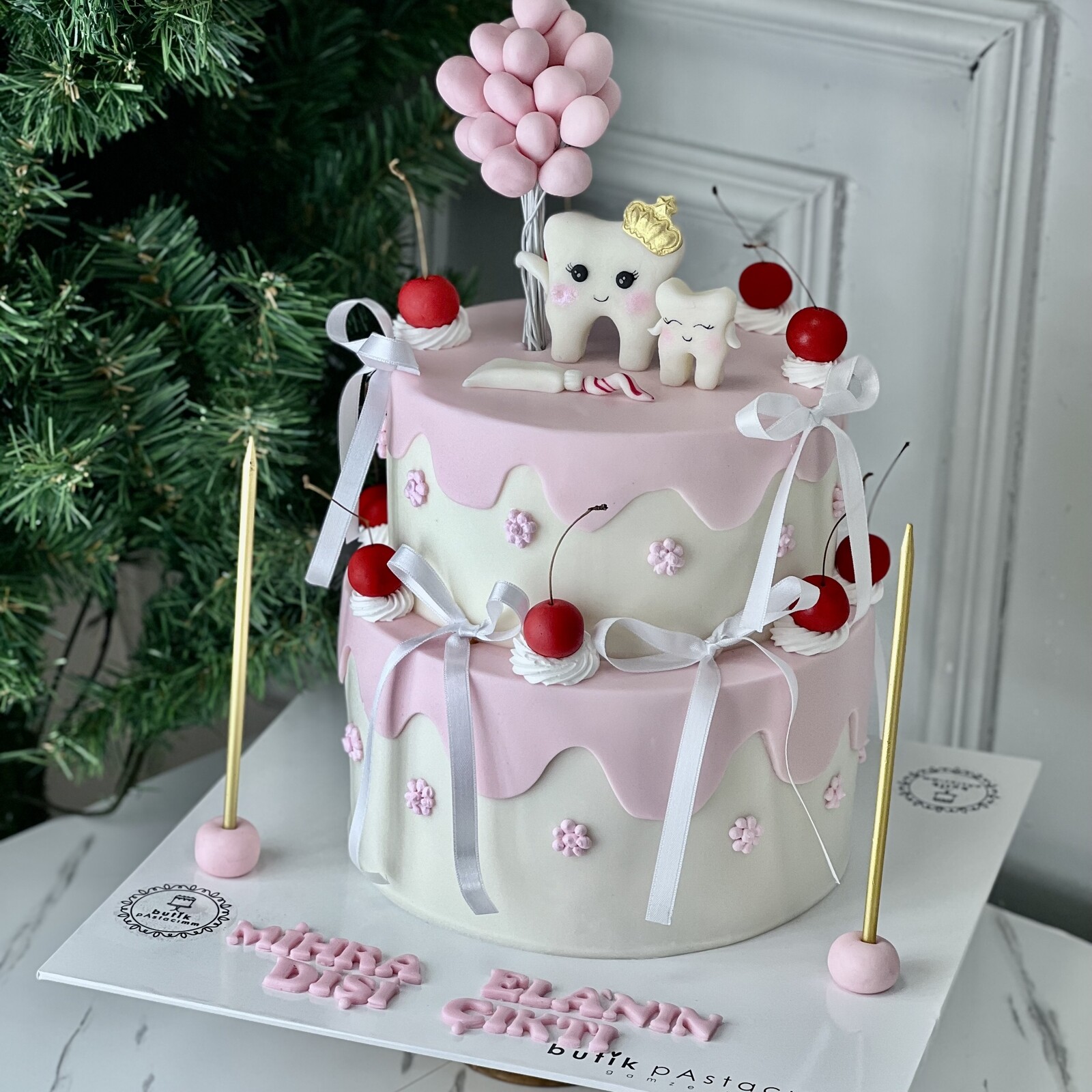 Kız Çocuk Diş Buğdayı Pastası