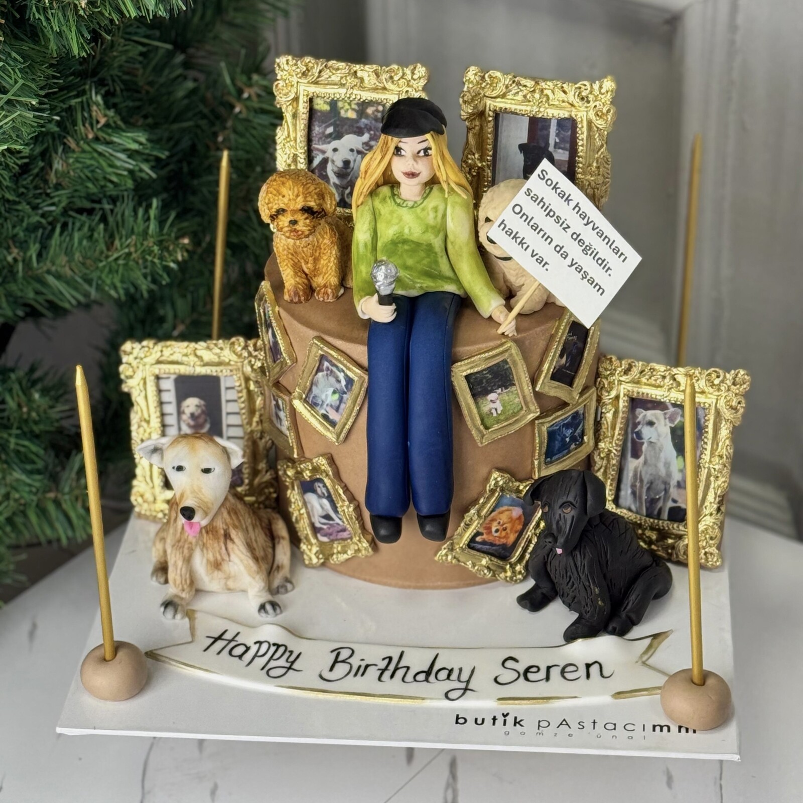 Köpek Figürlü Kişiye Özel Çerçeveli Tasarım Pasta