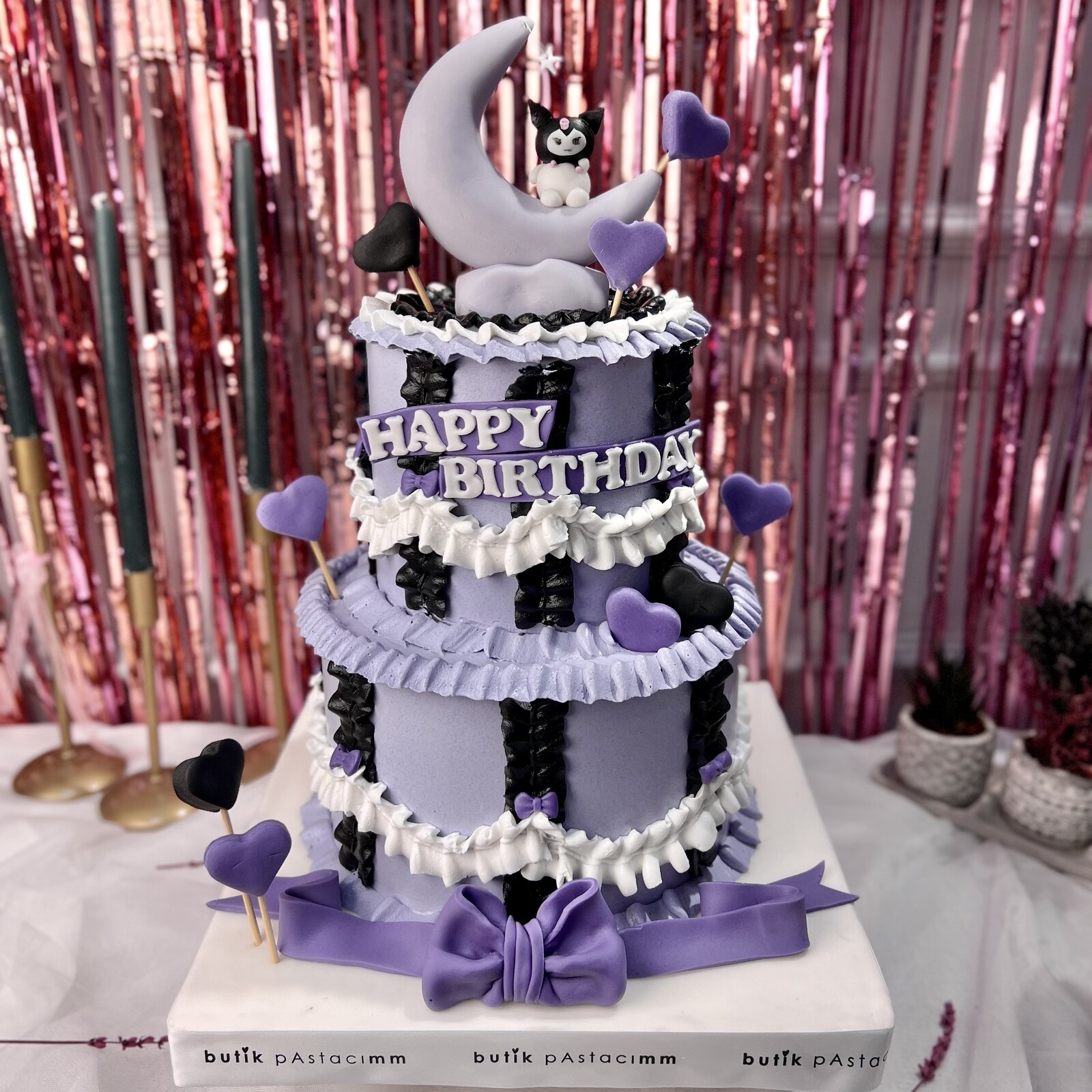 Kuromi Temalı Kremalı Pasta