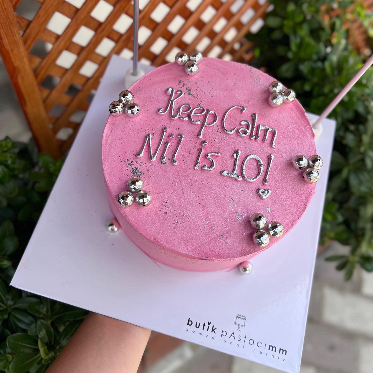 Minik Disco Toplu Silver Yazılı Pasta