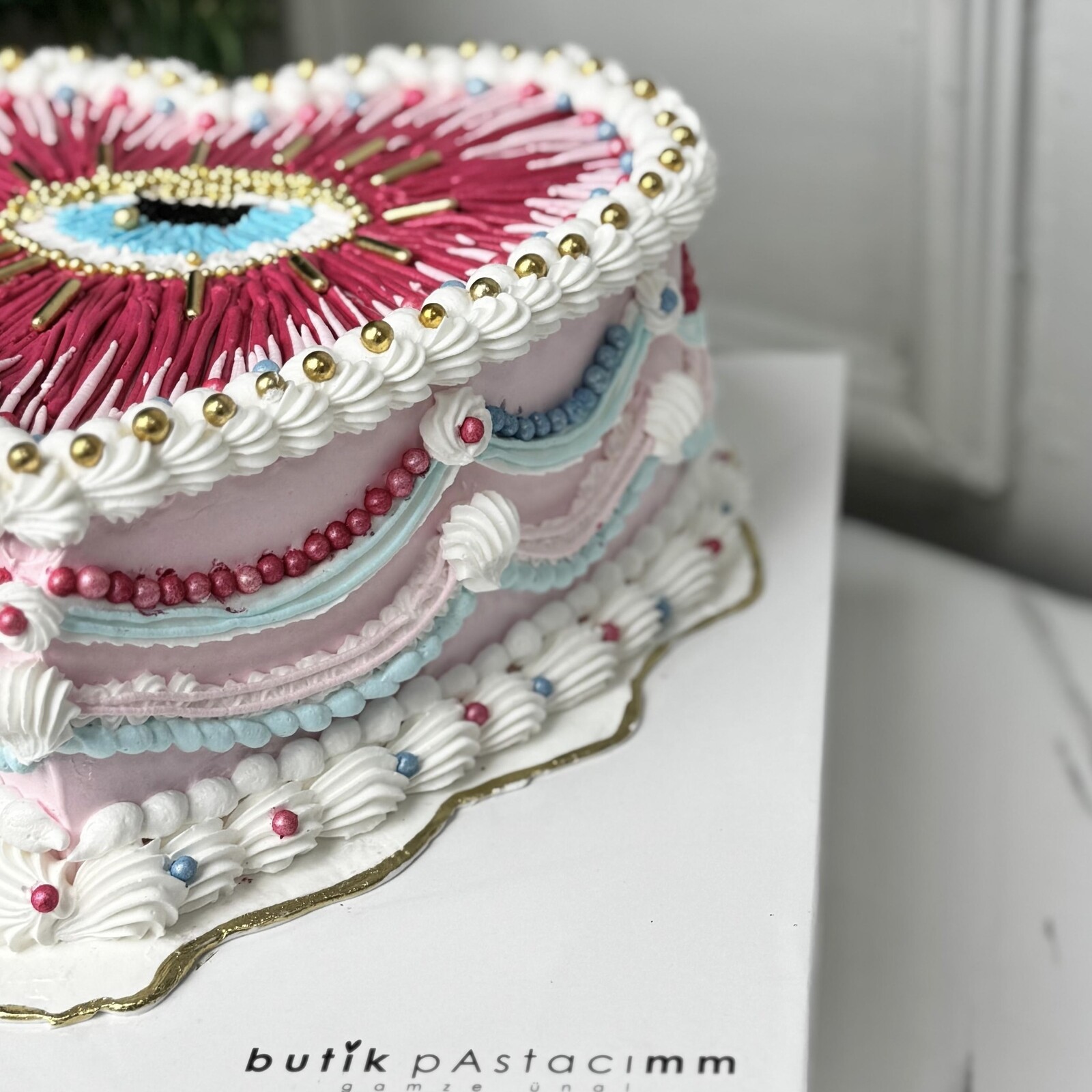 Nazar Göz Çizimli Retro Pasta 2