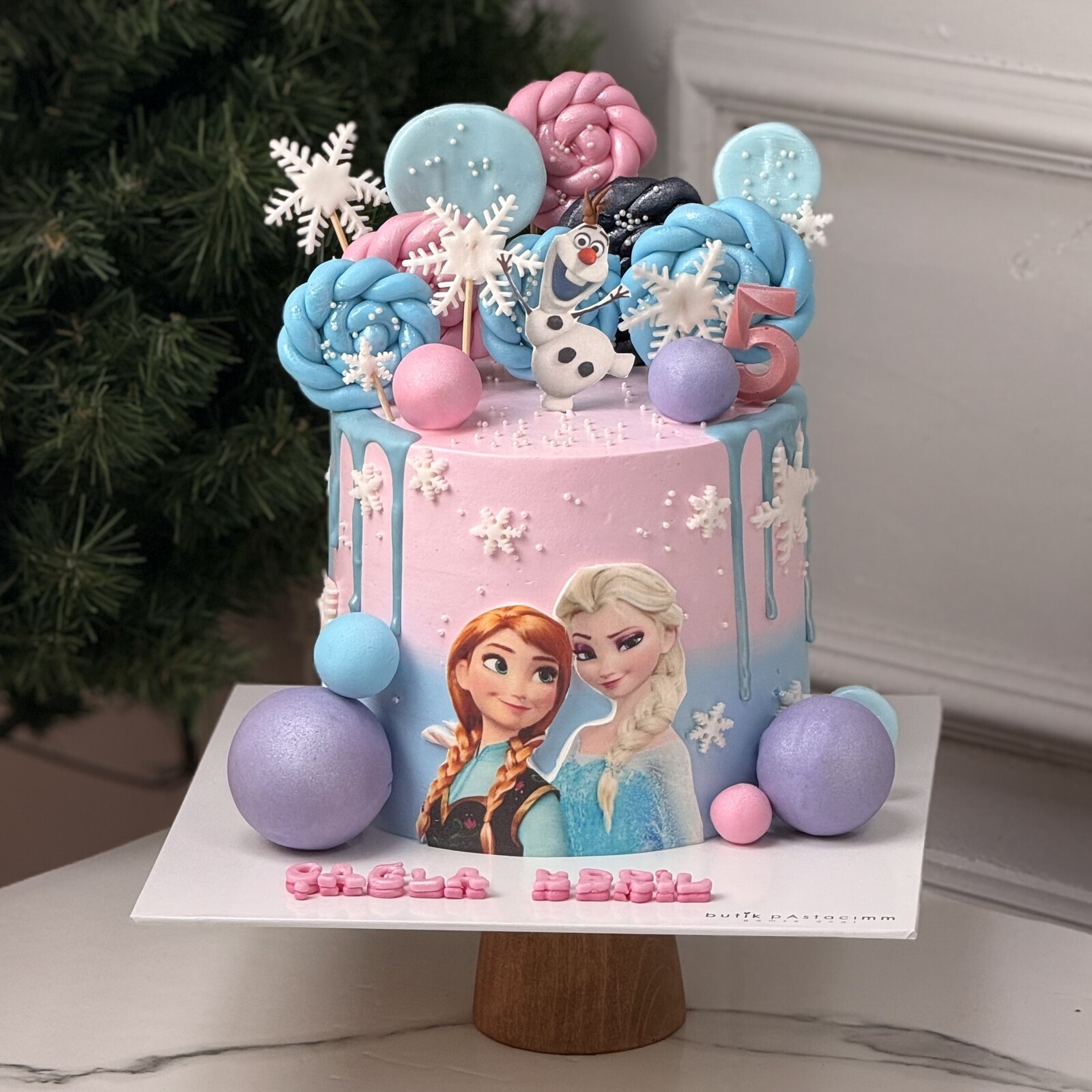 Özel Karakterli Çocuk Pastası