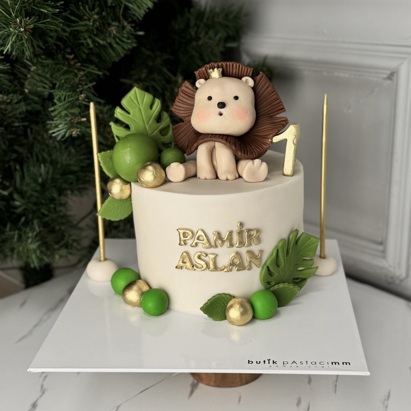 Sevimli Aslan Safari Pasta