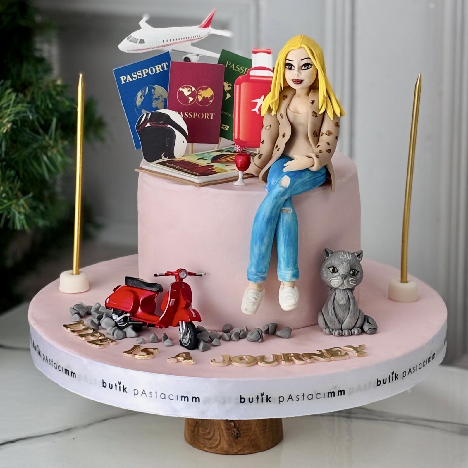 Seyahat Temalı Tasarım Pasta 2