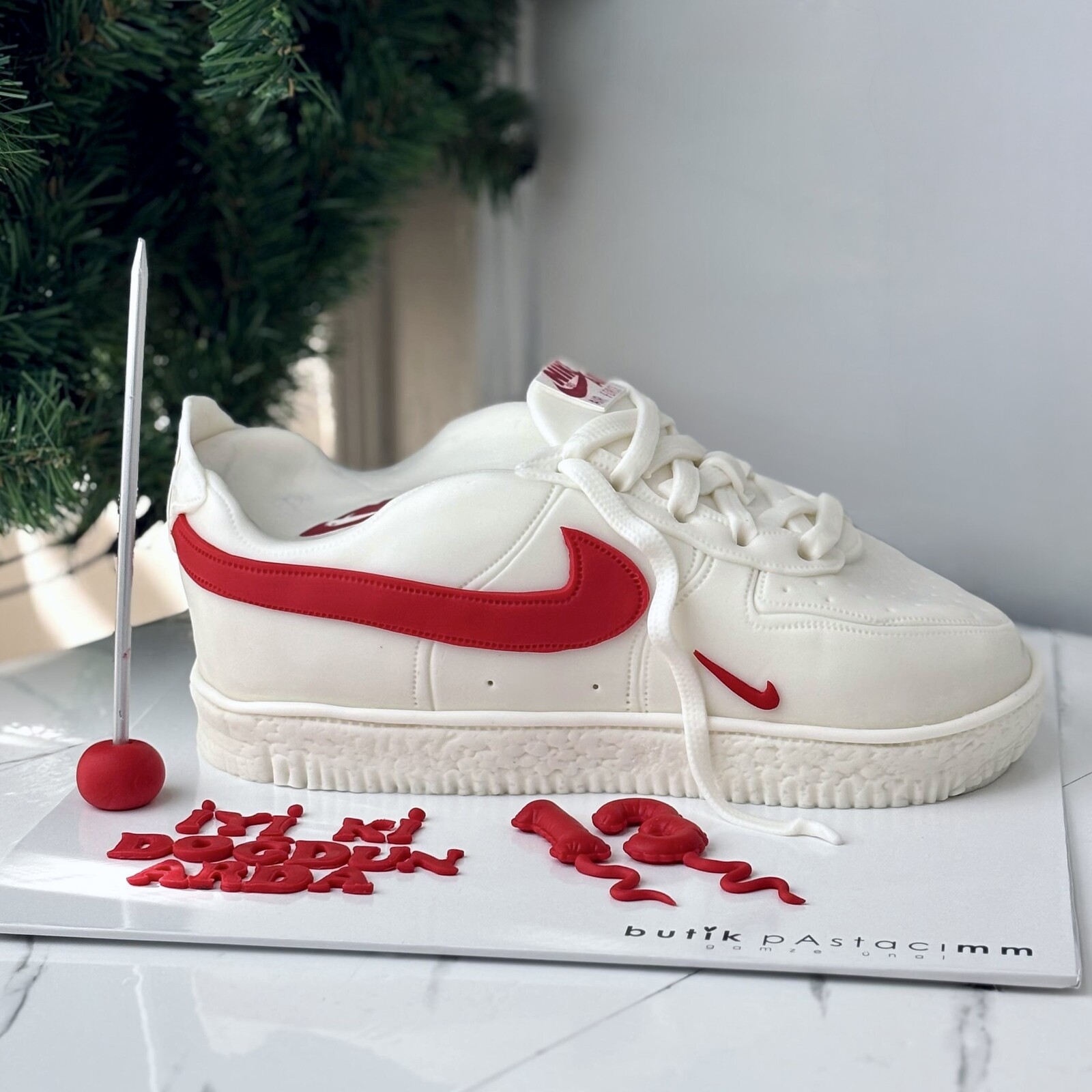 Spor Ayakkabı Pastası