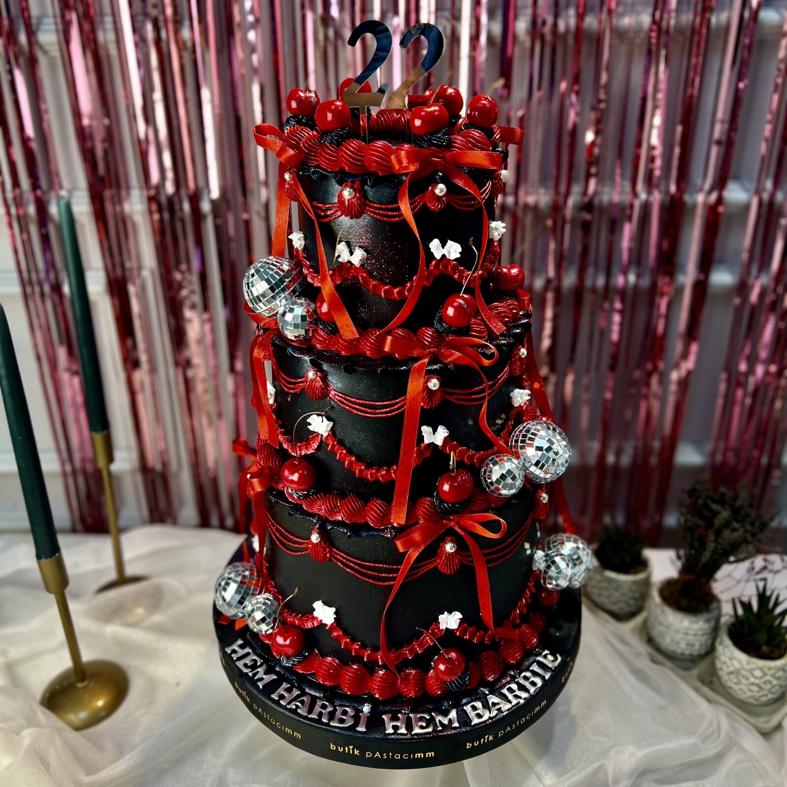 Vintage Dizayn Kurdeleli Pasta