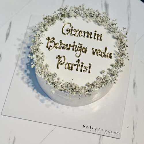 Cipso Çiçekli Gold Yazılı Pasta