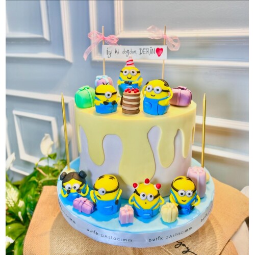 Minion Temalı Çocuk Pastası