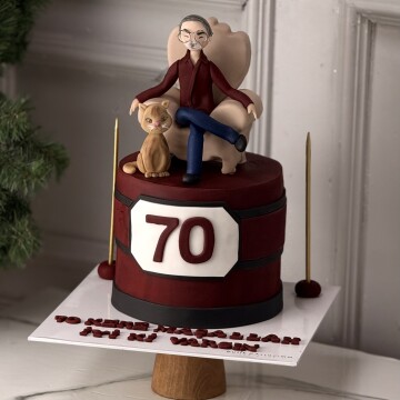 70 Yaş Figürlü Baba Pastası