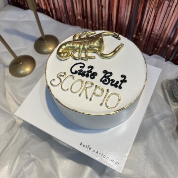 Akrep Burcu Pastası