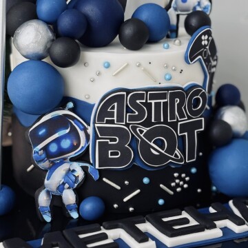 Astro Bot Çocuk Pastası