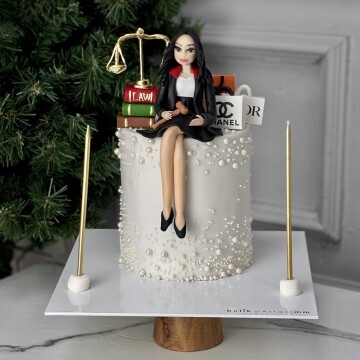 Avukat Konseptli Kişiye Özel Figürlü Pasta - 2