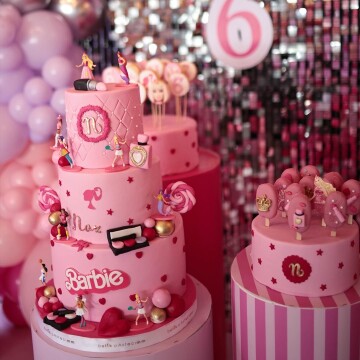 Barbie Konseptli Süslü Çocuk Pastası