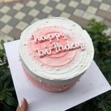 Beyaz Pembe Detaylı Yazılı Pasta