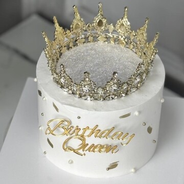 Birthday Queen Taçlı Pasta (Simli Pasta Üfleme)