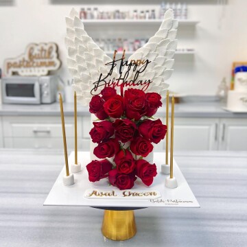 Çiçekli Kişiye Özel Pasta