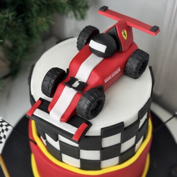 Ferrari Araba Çocuk Pastası