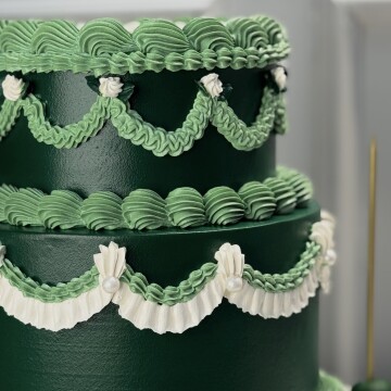 İki Katlı Vintage Dizayn Yeşil Pasta