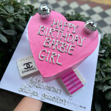 Kalpli Marka Çanta Süslemeli Yazılı Pasta