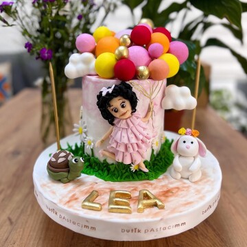 Kişiye Özel Şeker Hamurlu Çocuk Pastası