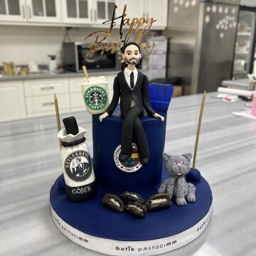 Kişiye Özel Tasarım Pasta