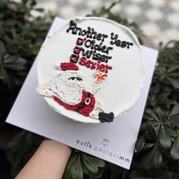 Komik Çizimli Yılbaşı Pastası