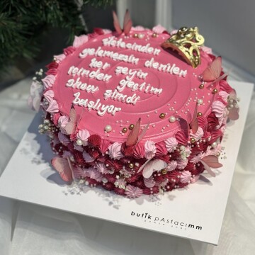 Kraliçe Taçlı Süslü Yazılı Pasta