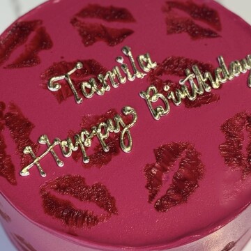 Pembe Öpücük Pasta