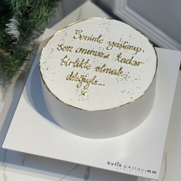 Romantik Gold Yazılı Pasta