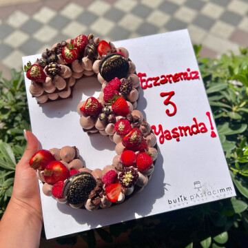 3 Rakamlı Kurabiye Pasta