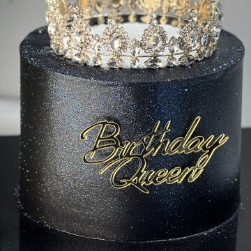 Üfleyince Etrafa Sim Saçılan Siyah Simli Taçlı Pasta (Simli Pasta Üfleme)