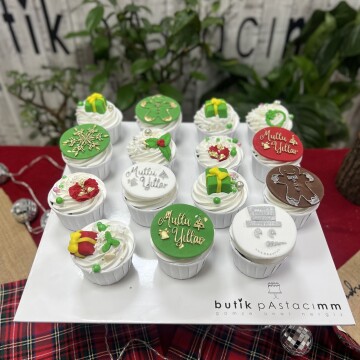 Yılbaşına Özel Tasarım Cupcake